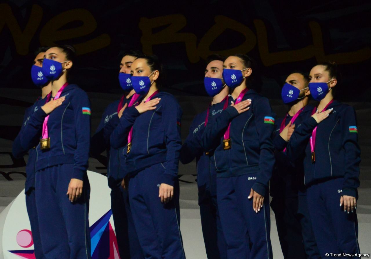 В Баку состоялась церемония награждения победителей ЧМ по аэробной гимнастике среди групп и в программе аэродэнс (ФОТО)