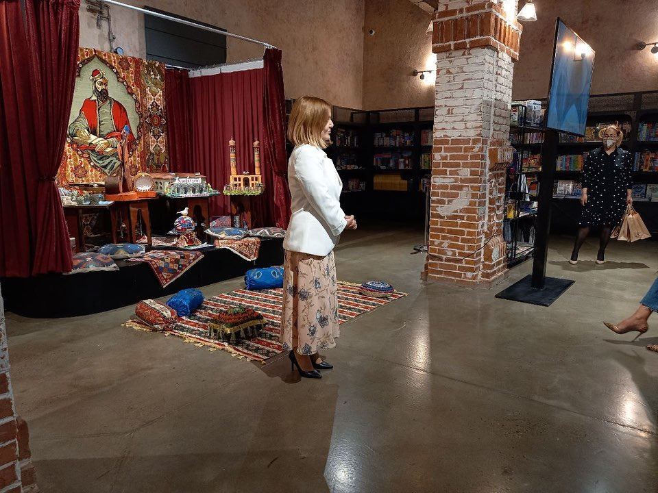 Агдамская мечеть, Худаферинский мост, Шекинский караван-сарай, мавзолеи Низами и Момине-Хатун… - и все это создано умелыми руками (ФОТО)