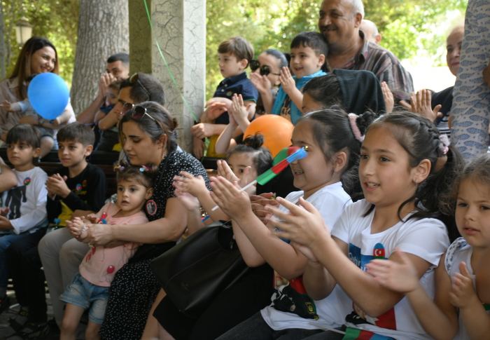 В Парке офицеров прошла концертная программа для детей из семей шехидов (ВИДЕО, ФОТО)