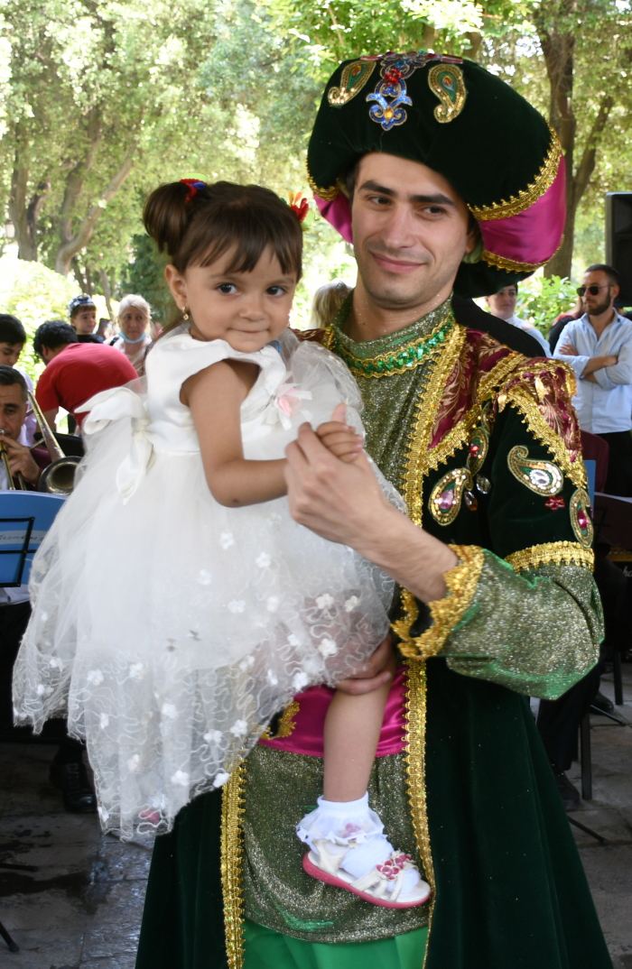 В Парке офицеров прошла концертная программа для детей из семей шехидов (ВИДЕО, ФОТО)