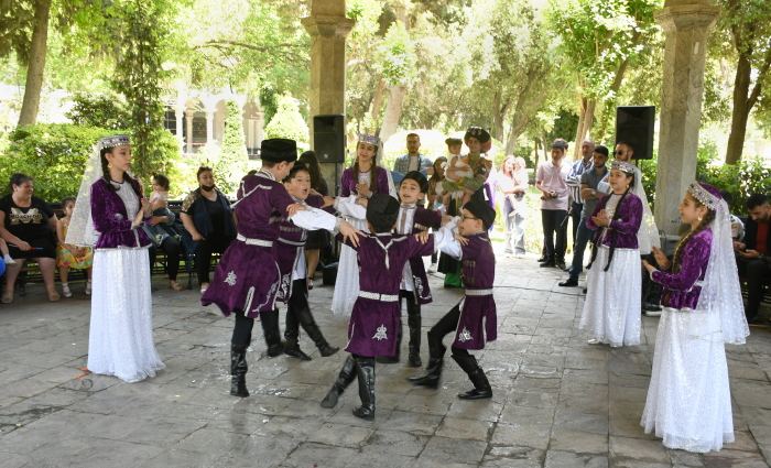В Парке офицеров прошла концертная программа для детей из семей шехидов (ВИДЕО, ФОТО)