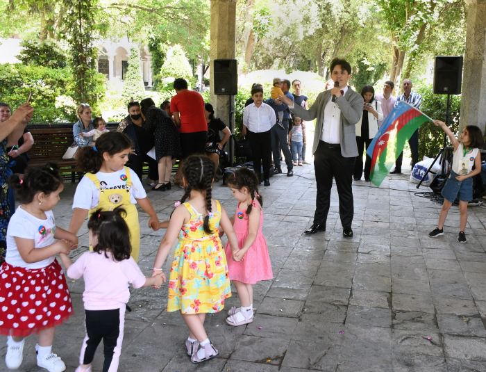 В Парке офицеров прошла концертная программа для детей из семей шехидов (ВИДЕО, ФОТО)