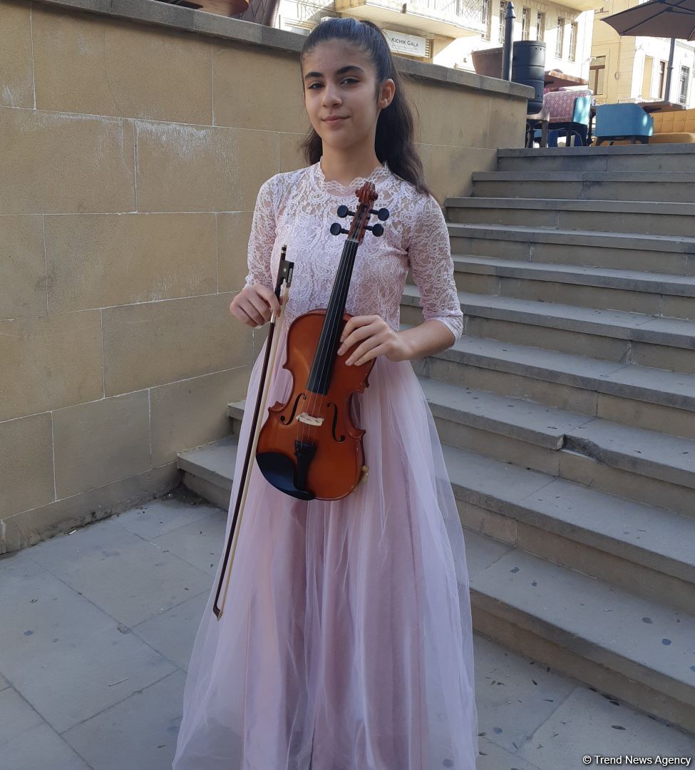 Яркие эмоции и незабываемые впечатления – в Баку дан старт фестивалю "Симург" (ФОТО)