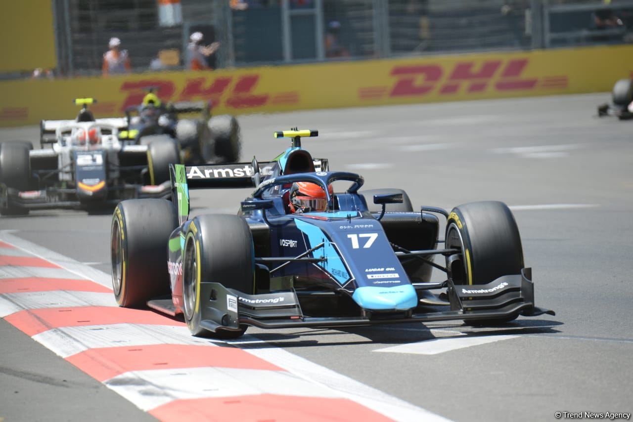 В рамках Гран-при Азербайджана стартовал спринт в классе Формулы-2 (ФОТО)