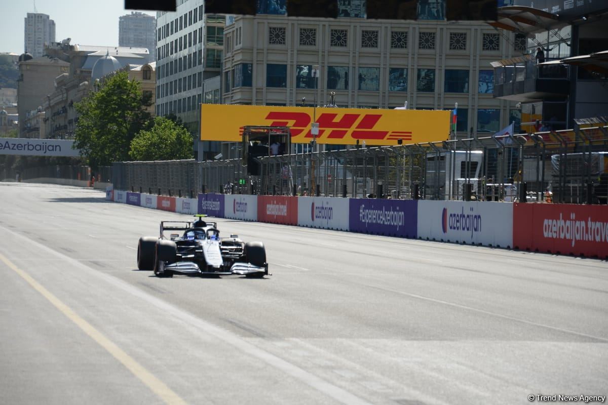 В рамках Гран-при Азербайджана "Формулы 1" начался квалификационный заезд в классе F1 (ФОТО)