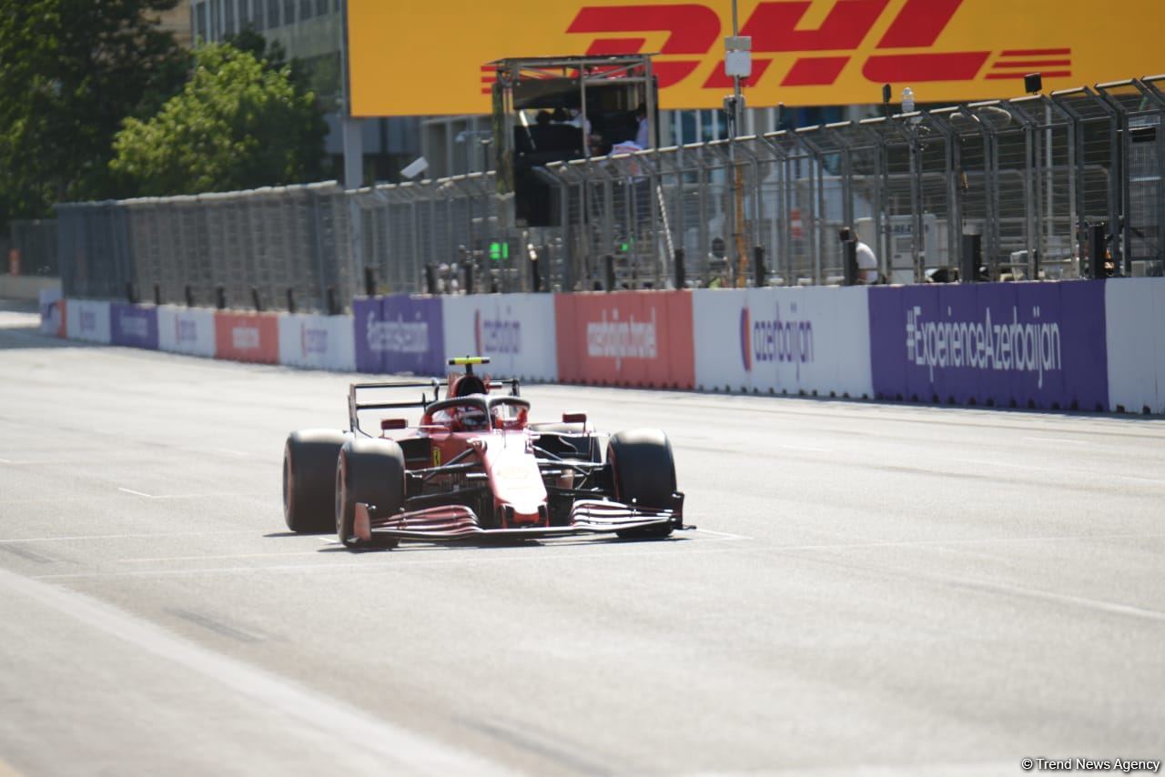 В рамках Гран-при Азербайджана "Формулы 1" начался квалификационный заезд в классе F1 (ФОТО)