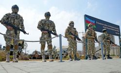 Посетителям Парка военных трофеев в Баку демонстрируется мощь азербайджанской армии (ФОТОРЕПОРТАЖ)