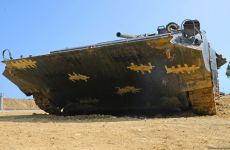 Посетителям Парка военных трофеев в Баку демонстрируется мощь азербайджанской армии (ФОТОРЕПОРТАЖ)