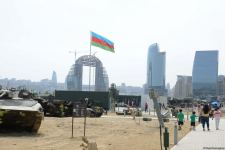 Посетителям Парка военных трофеев в Баку демонстрируется мощь азербайджанской армии (ФОТОРЕПОРТАЖ)