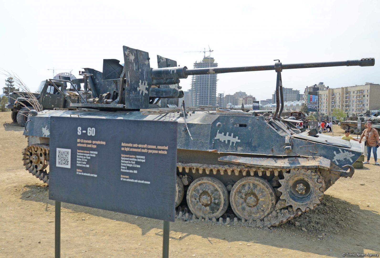 Посетителям Парка военных трофеев в Баку демонстрируется мощь азербайджанской армии (ФОТОРЕПОРТАЖ)