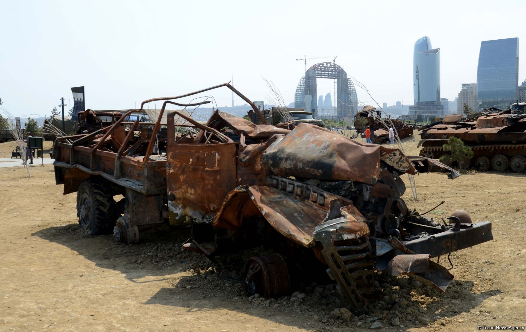 Посетителям Парка военных трофеев в Баку демонстрируется мощь азербайджанской армии (ФОТОРЕПОРТАЖ)