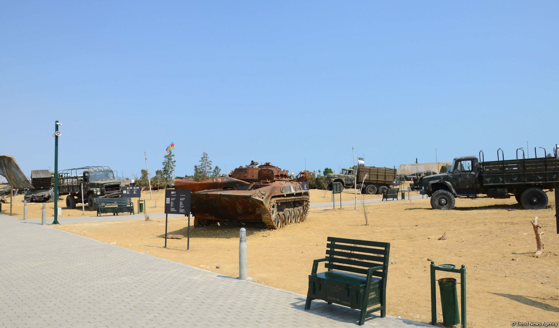 Посетителям Парка военных трофеев в Баку демонстрируется мощь азербайджанской армии (ФОТОРЕПОРТАЖ)