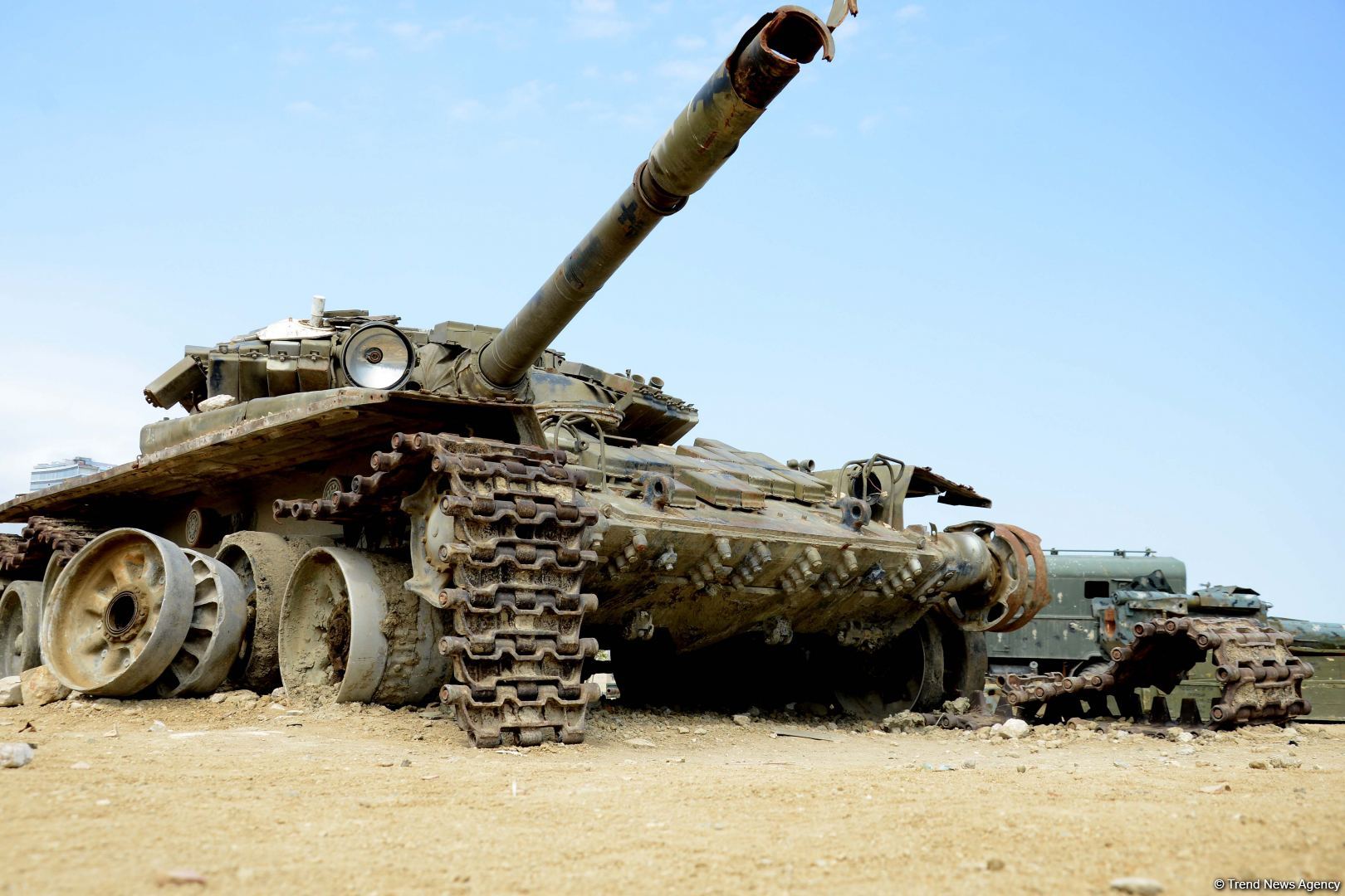 Посетителям Парка военных трофеев в Баку демонстрируется мощь азербайджанской армии (ФОТОРЕПОРТАЖ)