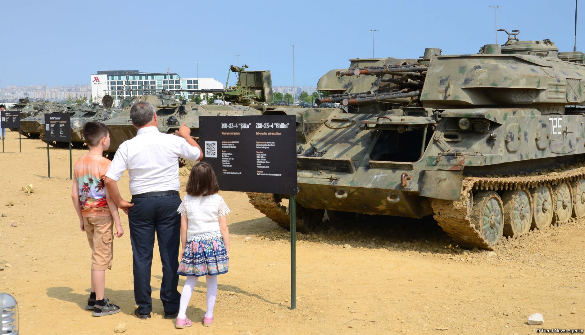 Посетителям Парка военных трофеев в Баку демонстрируется мощь азербайджанской армии (ФОТОРЕПОРТАЖ)