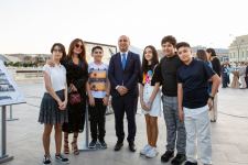 На Бакинском приморском бульваре открылась выставка Reduce, Reuse, Recycle, Respect издательского дома NARGIS (ФОТО/ВИДЕО)