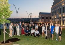 На Бакинском приморском бульваре открылась выставка Reduce, Reuse, Recycle, Respect издательского дома NARGIS (ФОТО/ВИДЕО)