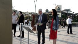 На Бакинском приморском бульваре открылась выставка Reduce, Reuse, Recycle, Respect издательского дома NARGIS (ФОТО/ВИДЕО)