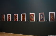 В Баку представлена оригинальная экспозиция устойчивой моды - будущее текстиля (ФОТО)