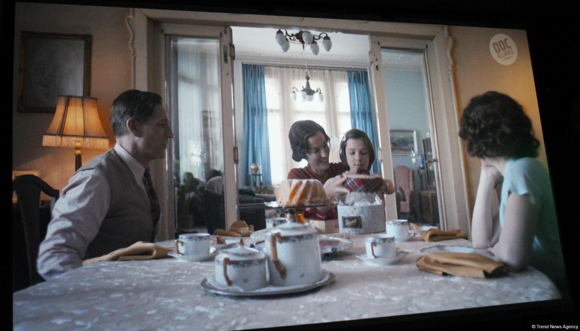 Женщина в политике: в Баку состоялся показ фильма "Милада" (ФОТО)