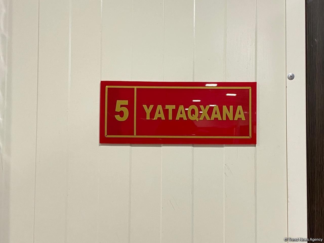 Организован медиа-тур в воинские части модульного типа на освобожденных территориях Азербайджана (ФОТО)