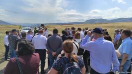 Началась поездка представителей дипломатического корпуса в Агдам (ФОТО)