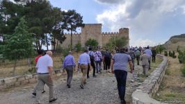 Иностранные дипломаты посетили в Агдаме место будущего Нагорного парка и крепость Шахбулаг (ФОТО)