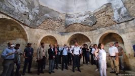 Иностранные дипломаты посетили разрушенный армянами комплекс «Имарет» в Агдаме (ФОТО)