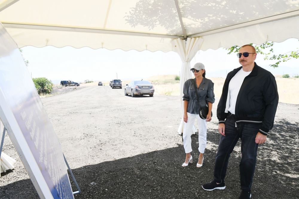 Президент Ильхам Алиев побывал на водохранилище Ашагы Конделенчай в Физулинском районе (ФОТО)