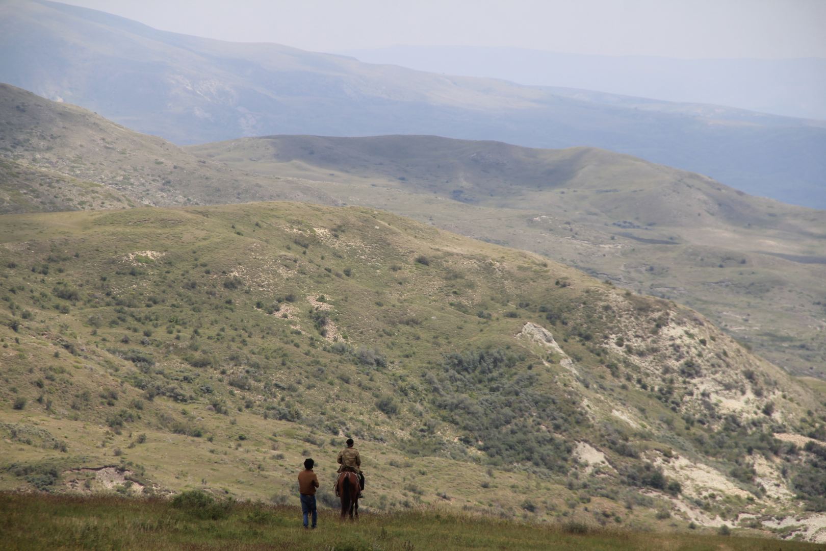 В Азербайджане снимается фильм о супербабушке, которая противостояла волкам (ФОТО)