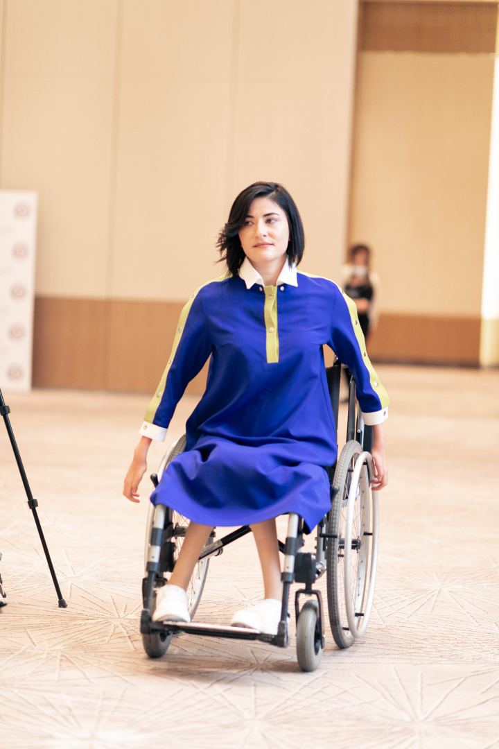 В Баку прошло дефиле адаптивной моды – мир красоты без границ и с удобством (ВИДЕО, ФОТО)