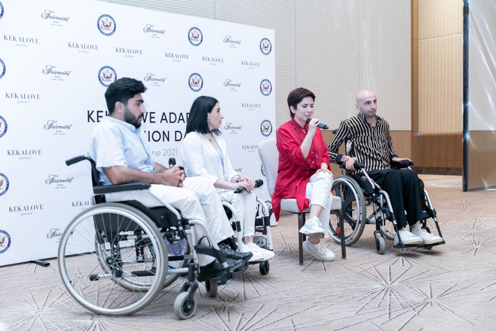 В Баку прошло дефиле адаптивной моды – мир красоты без границ и с удобством (ВИДЕО, ФОТО)