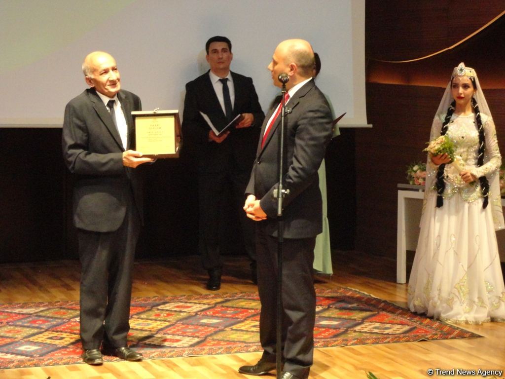 Министр культуры Азербайджана наградил победителей конкурса на патриотическую тему (ФОТО)