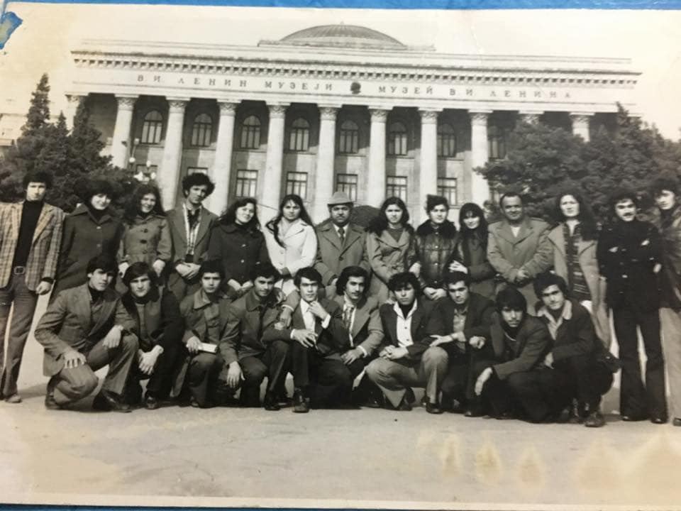 Режиссер Аскер Аскеров отмечает юбилей: Генератор силового поля (ФОТО)