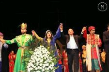 Режиссер Аскер Аскеров отмечает юбилей: Генератор силового поля (ФОТО)