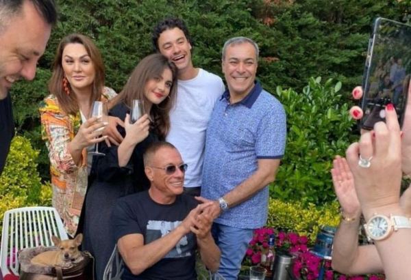 Ван Дамм танцует лезгинку с азербайджанским кумом (ВИДЕО/ФОТО)