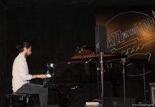 Исфар Сарабский отправляется в европейский тур