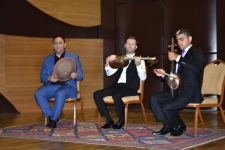 Международный центр мугама подписал меморандум о сотрудничестве с Институтом Юнуса Эмре (ФОТО)