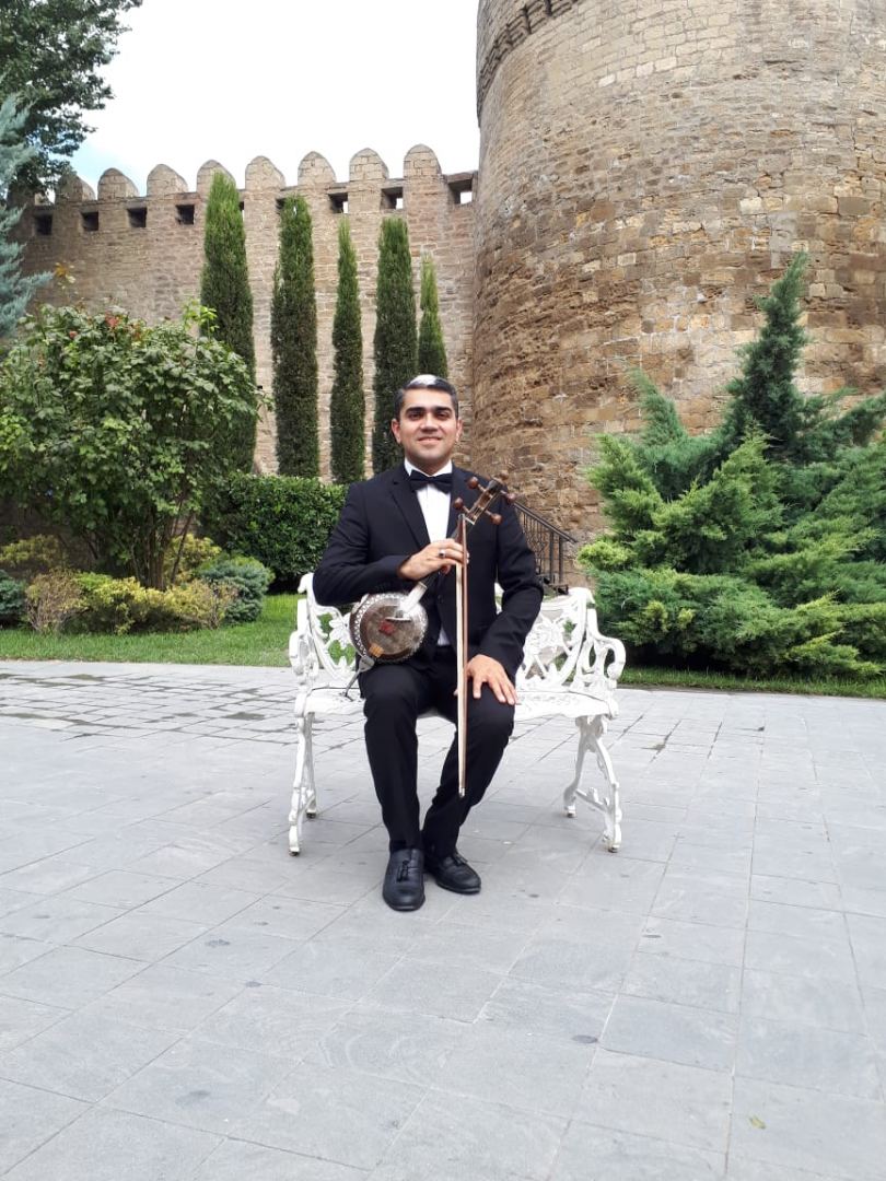 Шуша звучит в кяманче. Очень красиво! (ФОТО/ВИДЕО)