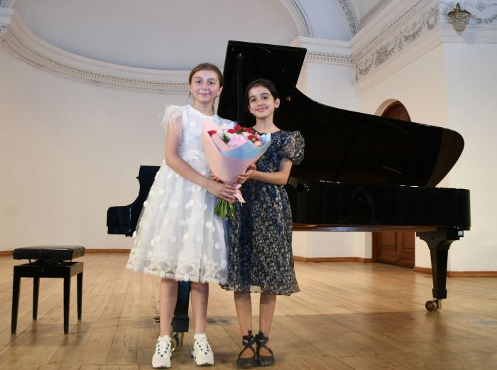 С чего начались летние каникулы в Баку? (ФОТО/ВИДЕО)