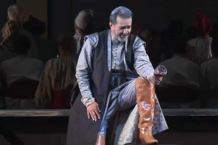 Седовласый Эльчин Азизов влюбил в себя юную красавицу из рода Кочубеев (ФОТО/ВИДЕО)