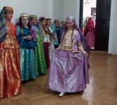 В Баку прошло дефиле национальной одежды (ФОТО)