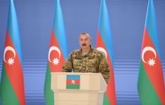 Президент, Верховный главнокомандующий Ильхам Алиев встретился с группой руководителей и личного состава Азербайджанской армии по случаю Дня Вооруженных сил (ФОТО) (версия 2)