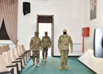 Президент Ильхам Алиев ознакомился с условиями, созданными в новом военном городке Военно-воздушных сил Министерства обороны и служебных квартирах для семей военнослужащих (ФОТО/ВИДЕО)