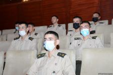 В Баку состоялась премьера историко-документального фильма "BİZ" о 44-дневной Отечественной войне (ФОТО)