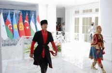 Все цвета радуги тюркского мира – сказки и национальные танцы в Баку (ФОТО)