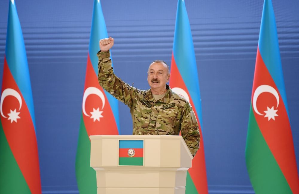 Президент, Верховный главнокомандующий Ильхам Алиев встретился с группой руководителей и личного состава Азербайджанской армии по случаю Дня Вооруженных сил (ФОТО) (версия 2)