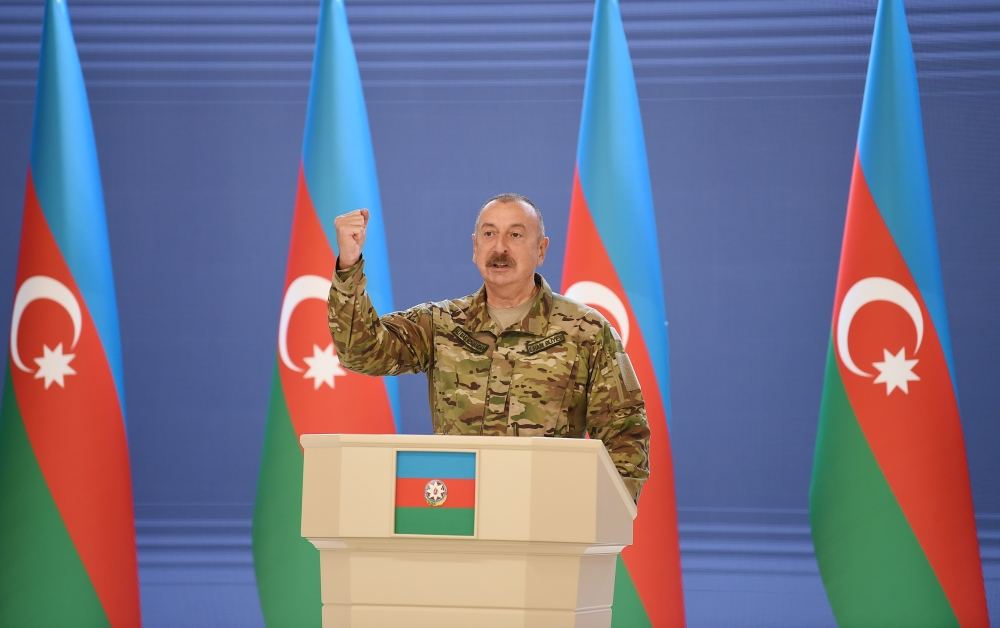 Президент, Верховный главнокомандующий Ильхам Алиев встретился с группой руководителей и личного состава Азербайджанской армии по случаю Дня Вооруженных сил (ФОТО) (версия 2)