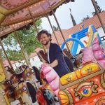 День карусельной лошадки в Баку с победителем "Евровидения" - от рыцарских турниров до аттракциона 50-х с одноколесным мотоциклом  (ФОТО)