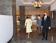 Президент Ильхам Алиев и Первая леди Мехрибан Алиева приняли участие в открытии отеля «Courtyard by Marriott Baku» (ФОТО/ВИДЕО)