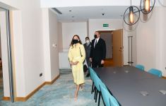 Президент Ильхам Алиев и Первая леди Мехрибан Алиева приняли участие в открытии отеля «Courtyard by Marriott Baku» (ФОТО/ВИДЕО)